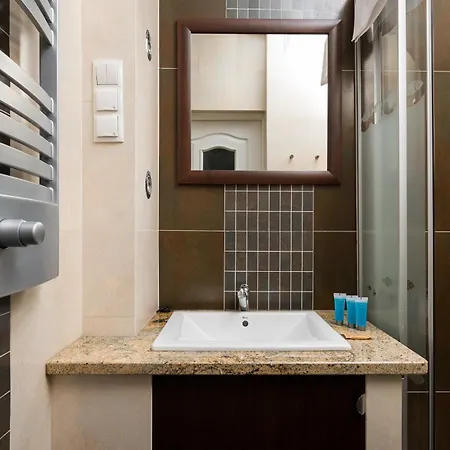 Hoza 62 Deluxe Apartment